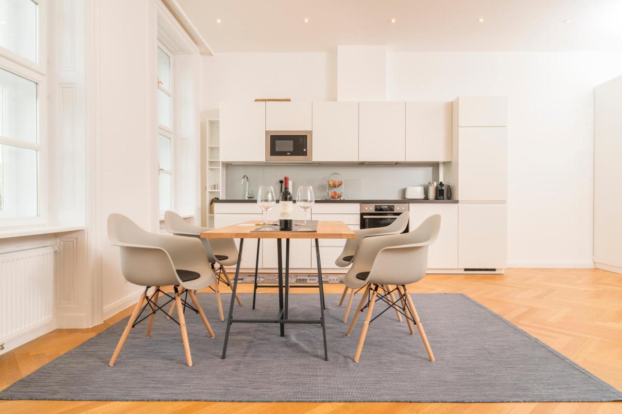 Apartment Parkview Alsergrund By Ichbucheat *